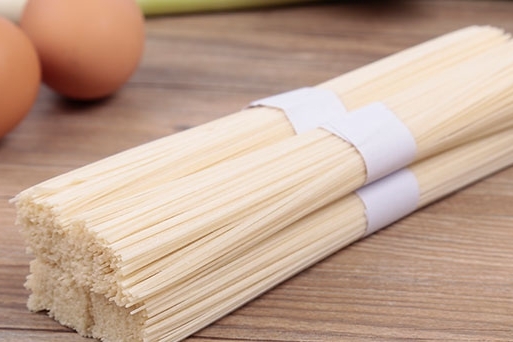 手工面的干燥，使用高溫烘干除濕機